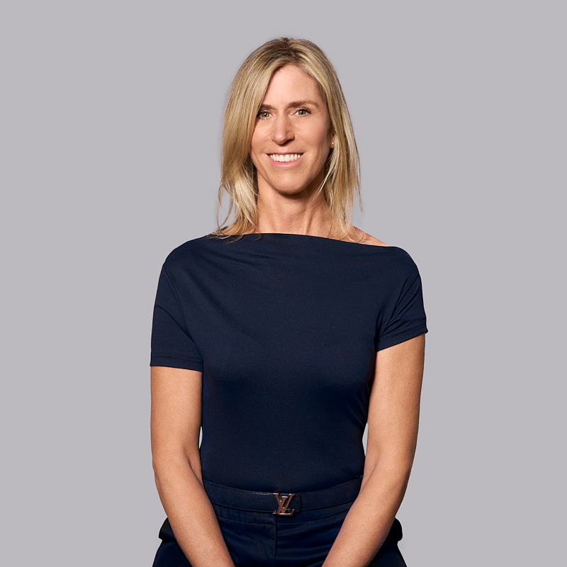 rkm740-physio-duesseldorf-tina-bischoff Porträt von Tina Bischoff, Inhaberin der RKM 740 Physiotherapie Düsseldorf